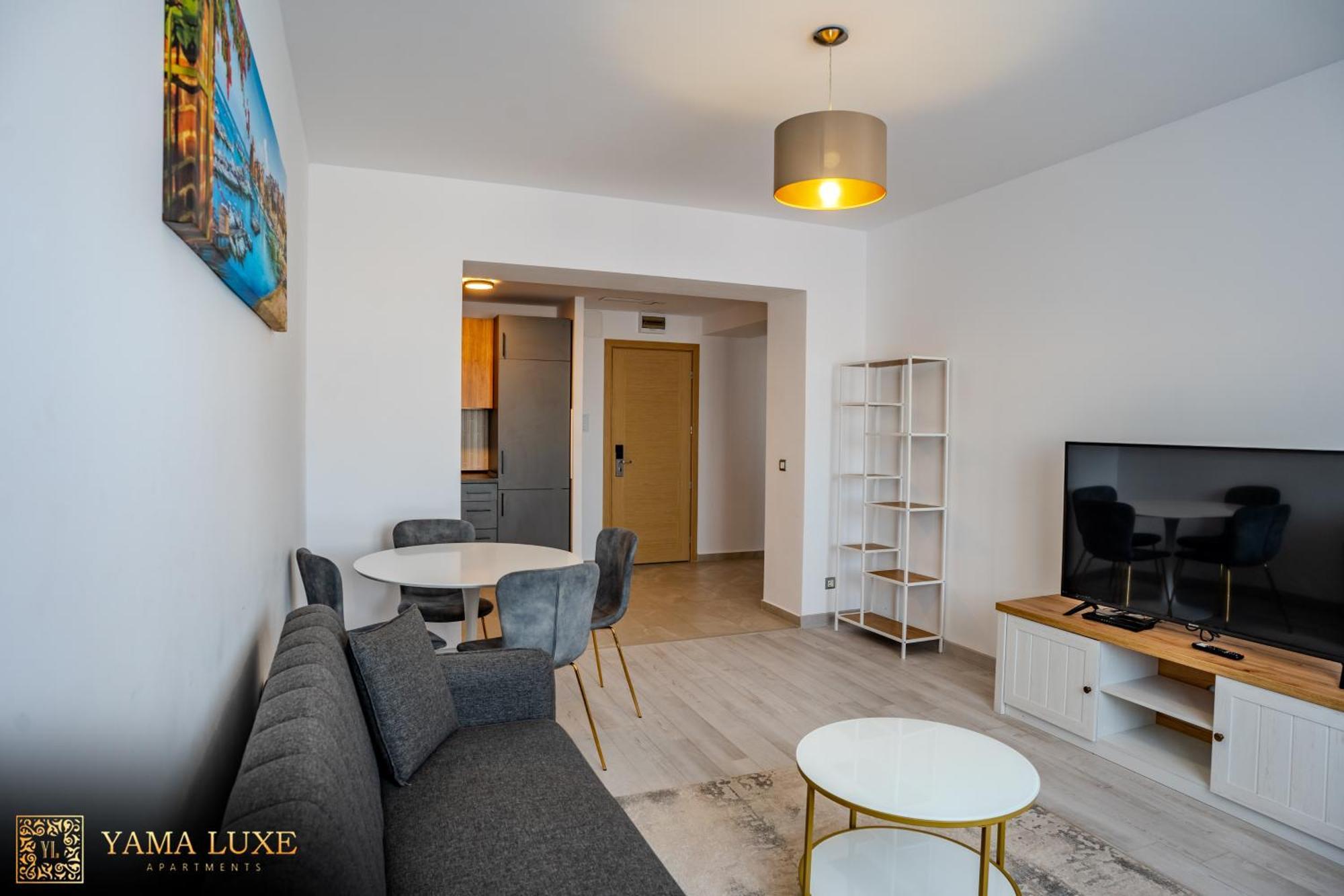 Yamaluxe Apartments - Silent & Warm With Many Facilities บูคาเรสต์ ภายนอก รูปภาพ